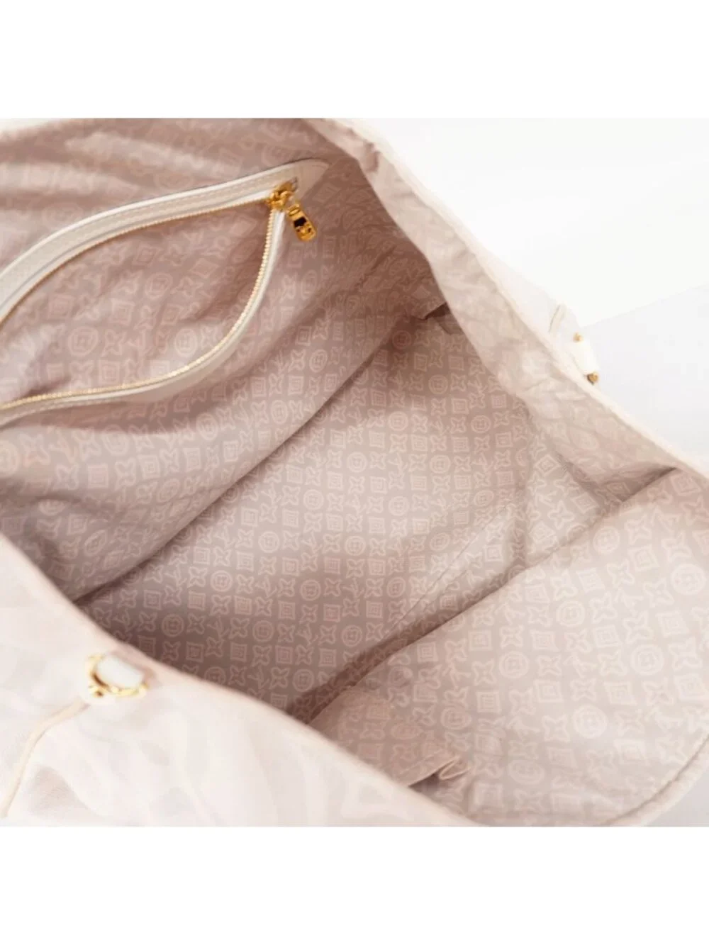 Louis Vuitton Tote Cruise Line Taysienne GM Rose